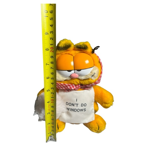 Garfield Cleaning Lady I Dont Do Windows Plush Stuffed Animal Dakin Vintage - Picture 7 of 7
